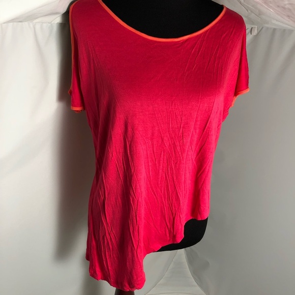 Bebe drapey deep rose asymmetrical hem top - Picture 1 of 6